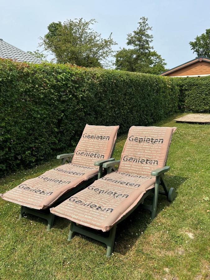 Oosterschelde Lodge Met Veel Privacy En Dicht Bij Het Water Scherpenisse Eksteriør billede